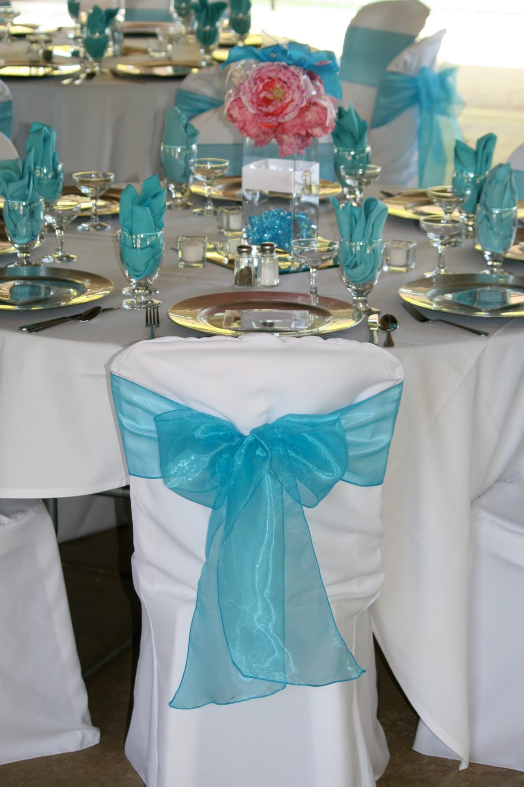 turquoise themed wedding
