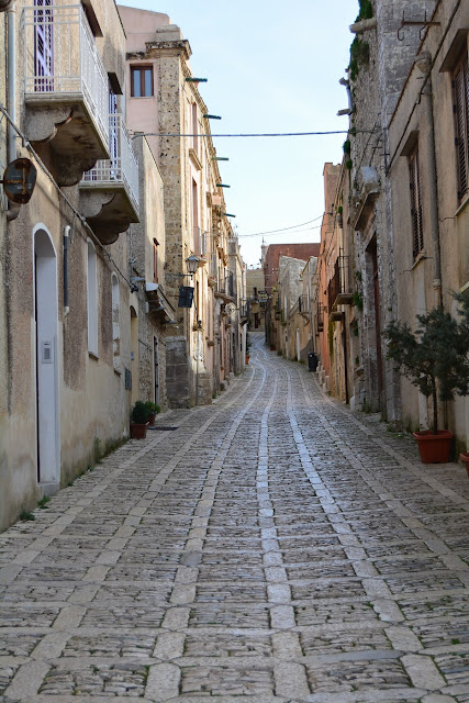Une ruelle dans la vieille ville.