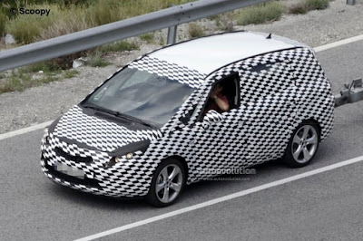 2012 Opel Zafira Spy Shots with camouflage