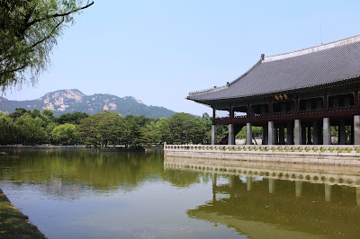 Seoul Budget Travel Guide: Gyeongbokgung Palace