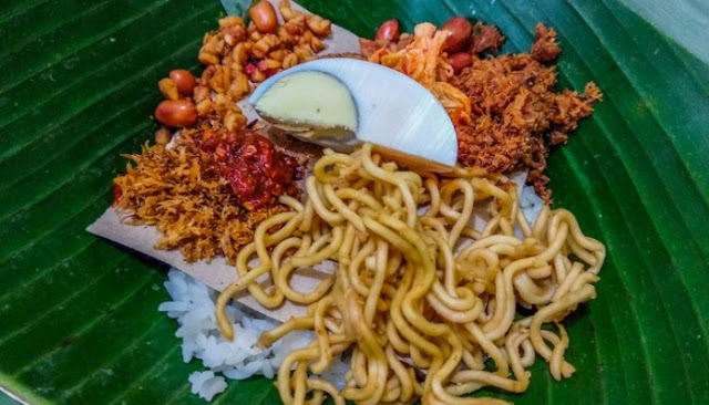 Makanan Khas Bali Nasi Jinggo