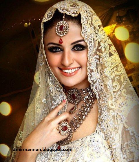 Fa+Mannan-Pakistani-Bridal-Topaz-Jewellery-Stylish-Fashion-Jewellery ...