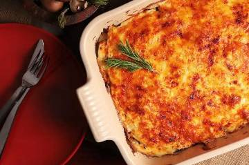 Homemade: JOLEAN'S CHEESE POTATO & SMOKED SAUSAGE CASSEROLE