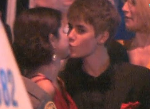 are justin bieber and selena gomez dating. Bieber Dating Selena Gomez