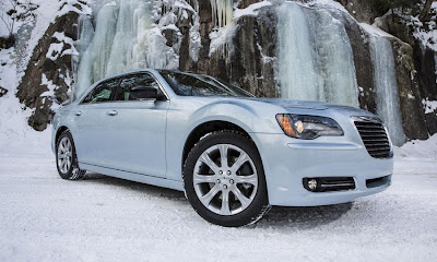 2013 Chrysler 300 Glacier