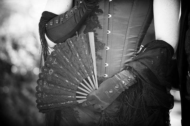 SteampunkVictorianWeddingDressesinBlackBurgundy