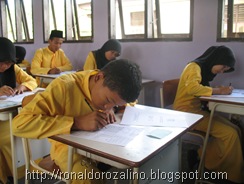 Suasana Ujian Semester Ganjil Bidang Studi Geografi  TP 2010  3