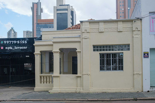 Fachada de casa na Rua Saldanha Marinho