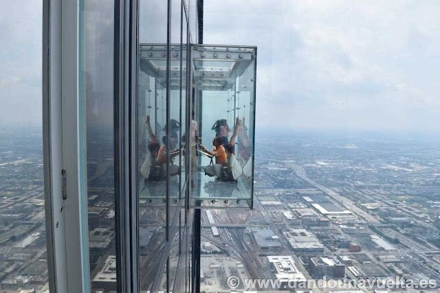 Balcon al aire libre en la Torre Willis Chicago