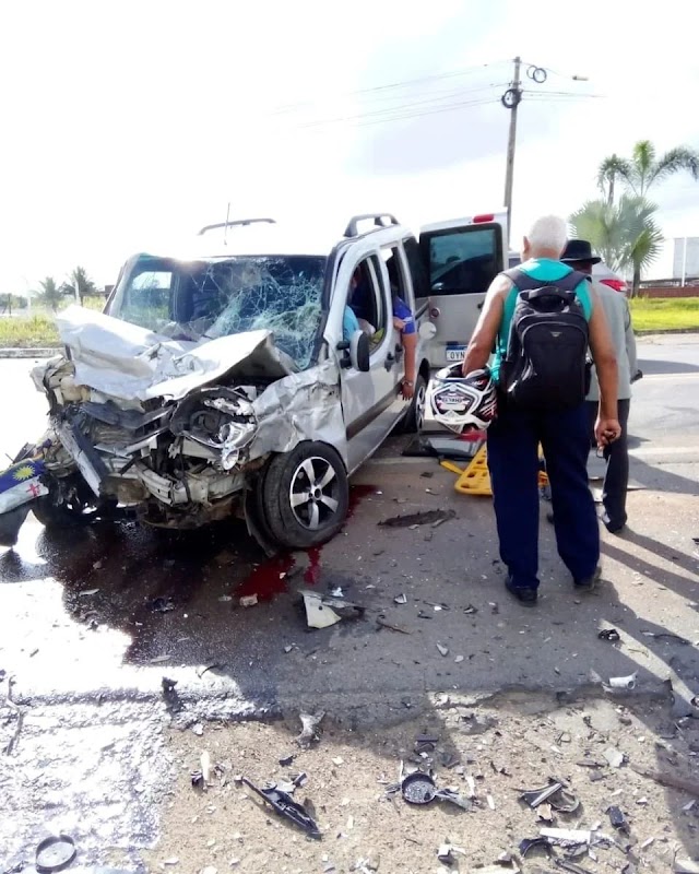 Grave acidente deixa várias pessoas feridas na Br-408 em Nazaré da Mata