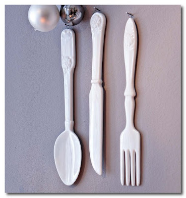 hanging cutlery