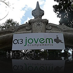 A3jovem-portao