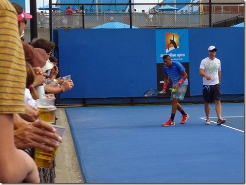 crowds with beer