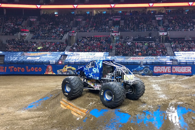 Monster Jam Fun / Review #MoreMonsterJam #MonsterJam