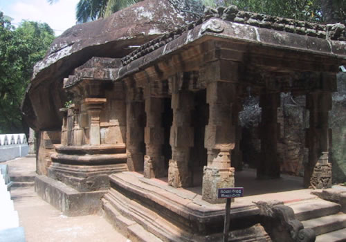 Ridi viharaya - Silver Temple , Kurunegala Ridigama