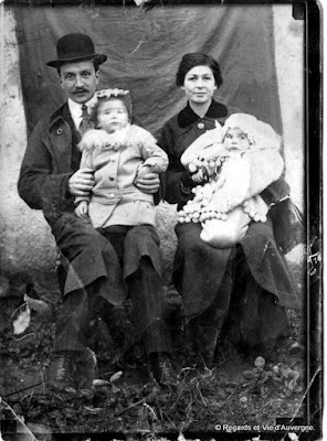 Photo de famille, mariages, baptêmes, communions.