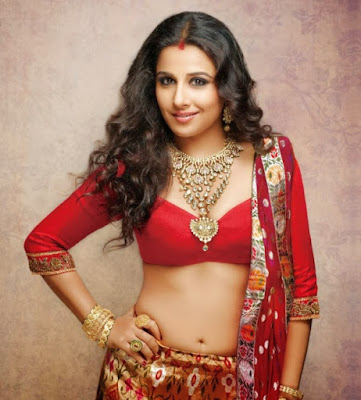 Sizzling Hot Vidya Balan Bikini Images, Latest Wallpapers in HD