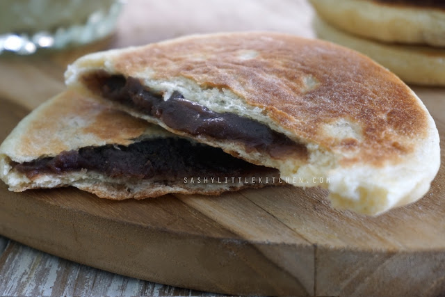 Red Bean Flatbread (Roti Pipih Isi Pasta Kacang Merah Tanpa Oven) 