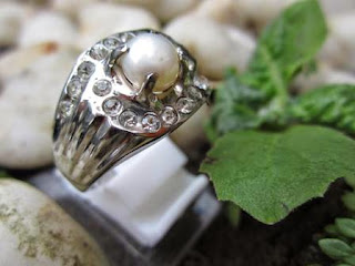 Motif-motif Emban Cincin