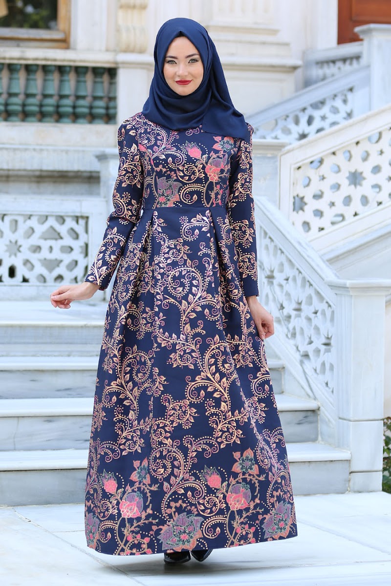 10+ Baju Gaun Brokat Muslim, Inspirasi Untuk Anda