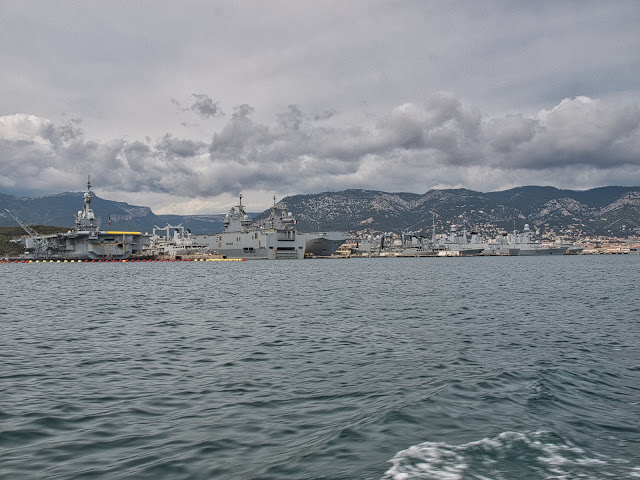 jiemve, le temps d'une pose, Toulon, rade, bateaux, Marine Nationale