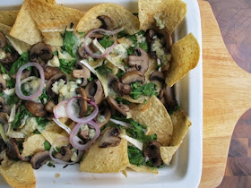 Blue Cheese and Brie Nachos With Mushrooms and Spinach