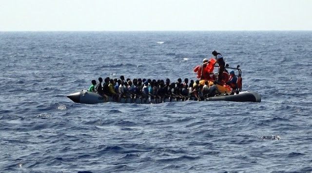 Σκάφος με σημαία Τουρκίας και Ρώσους για πλήρωμα έφερνε μετανάστες!