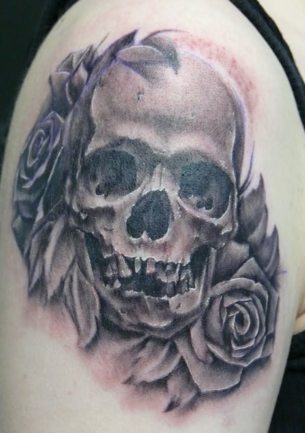 i have tattooed a whole lot of skull imagery in the last year and 5 months