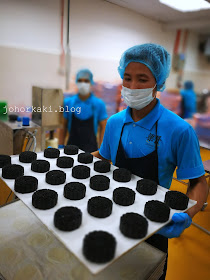 Leong-Yin-Mooncakes-梁贤月餅