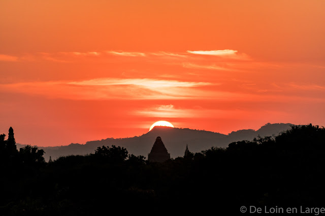 Vue du Monastère Shew Man Yin Taw- Bagan - Myanmar - Birmanie