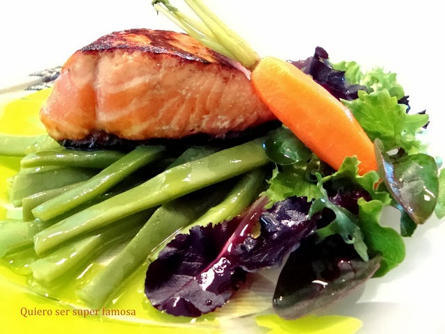  http://cosas-mias-y-demas.blogspot.com.es/2012/02/ensalada-de-salmon-y-judias-verdes.html