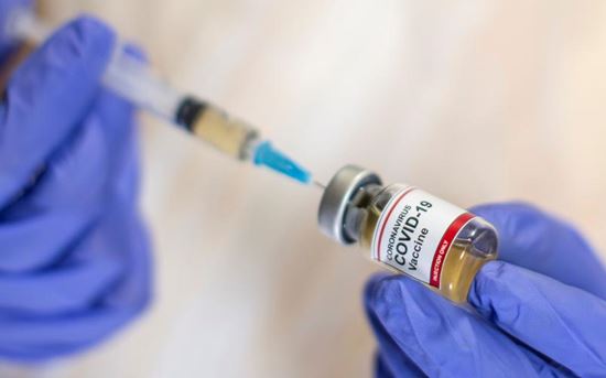 Aplicação de 1ª e 2ª doses da vacina contra a Covid-19 nesta segunda na UBS Lagamar