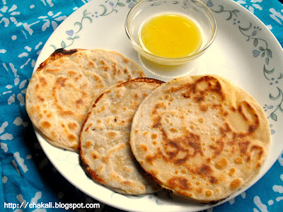 khavyachya Polya, pakvanna, god dhod, pancha pakvanna, Khoya Roti, Sweet Roti, Sweet Poli