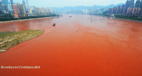 Río Yangtze, en la ciudad de Chongqing, China