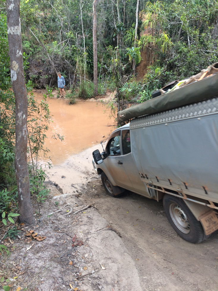 Scrubby Creek crossing. This driver really checked out his options first by walking the crossing and made the most successful crossing we saw here.