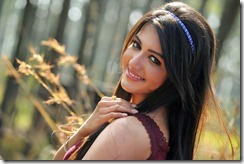 Catherine Theresa Latest Hot Navel Photos from Iddarammayilatho, Catherine Theresa Iddarammayilatho Latest Photos Stills Pics