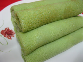 Dari Dapur Maklong: Kuih Dadar Gulung