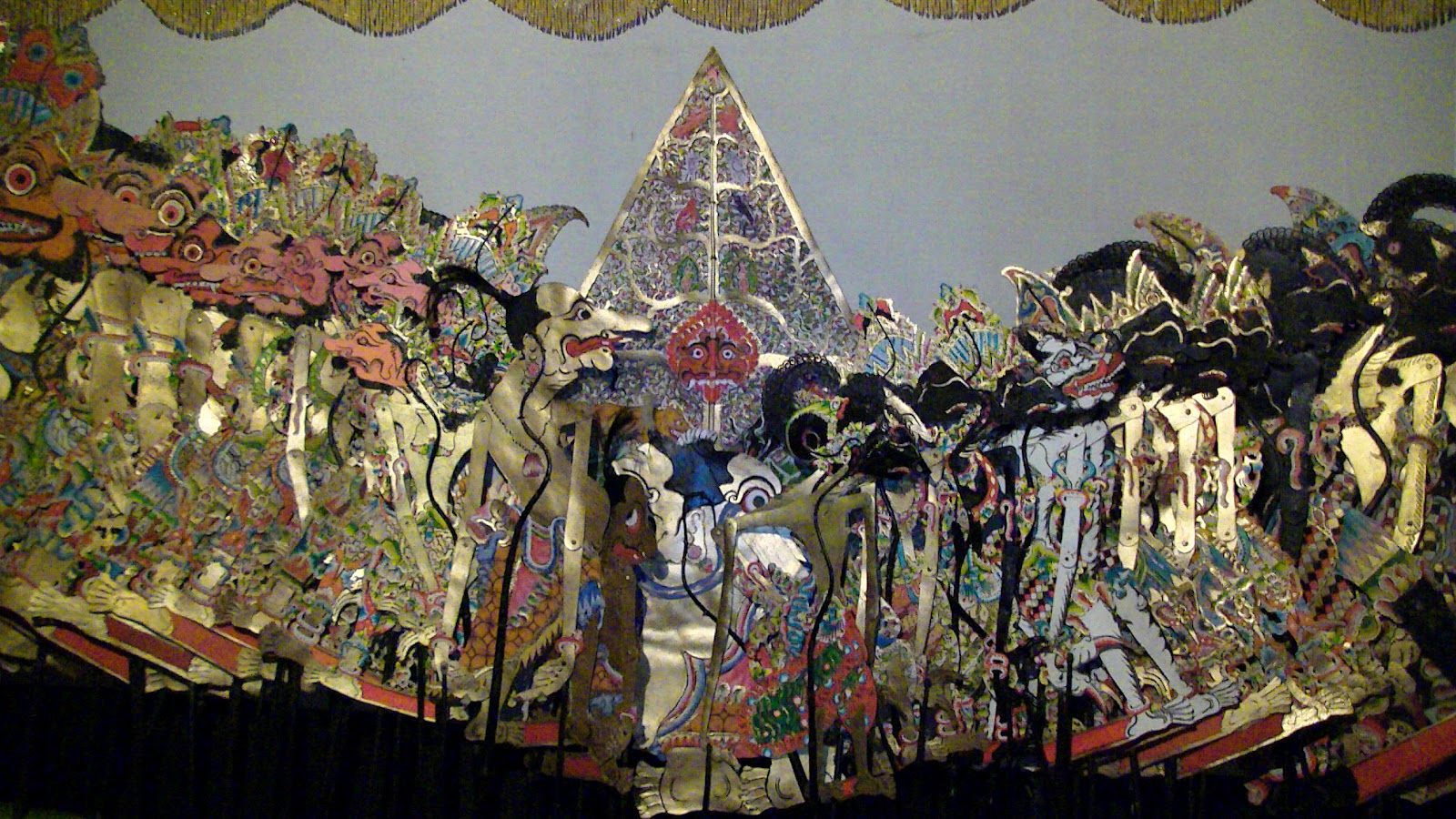  WAYANG KULIT  something unique in the culture of Java