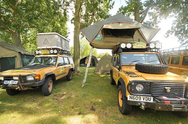 Camel Trophy Land Rover Defender 110