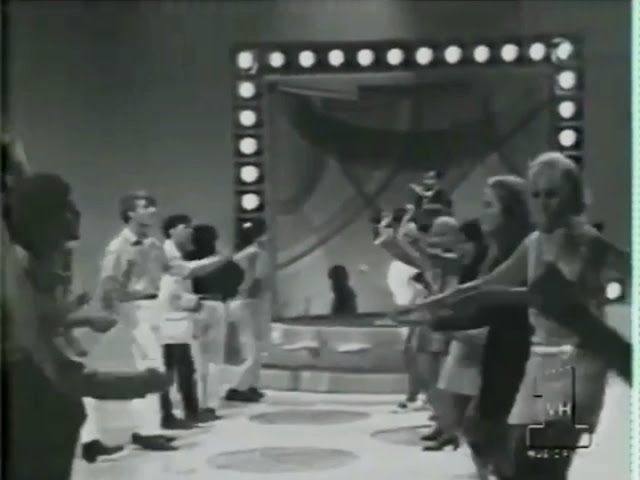 Motown "I Was Made to Love Her" by Stevie Wonder 2x - American Bandstand Sept 13 1969