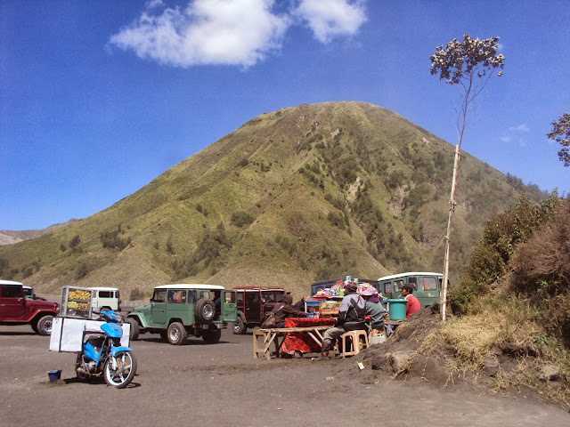 Gunung Batok Gunung Bromo