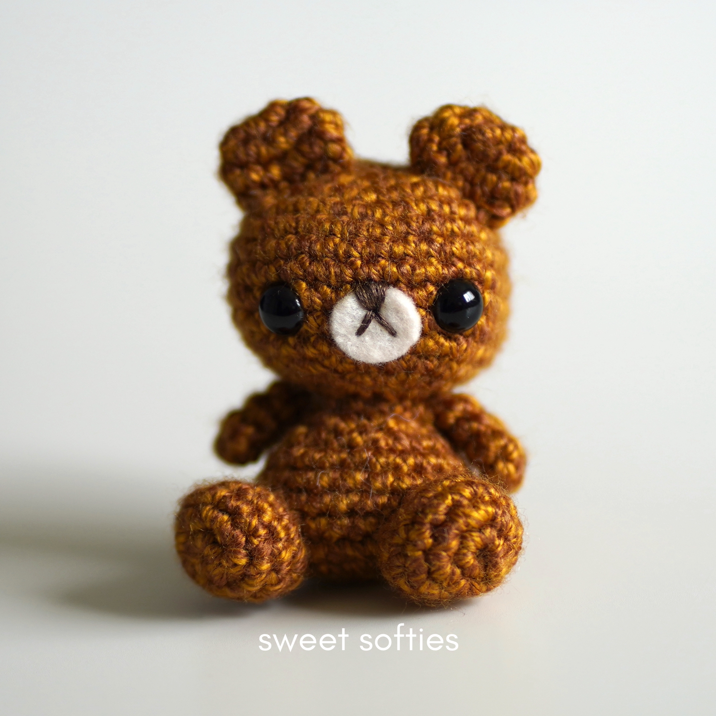 Sewing teddy bear pattern, 17 cm, cute velvet bear