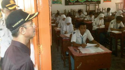 Bupati Pamekasan Peduli Guru Honorer Dengan Mengalokasikan Anggaran APBD