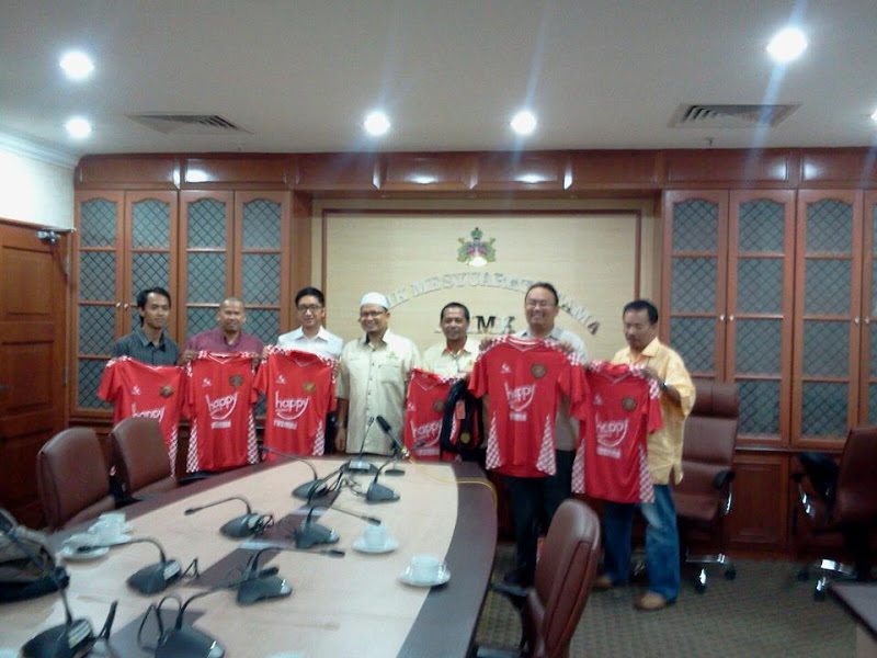 Budak bakong: Final Piala Malaysia 2012:Kerajaan Negeri 