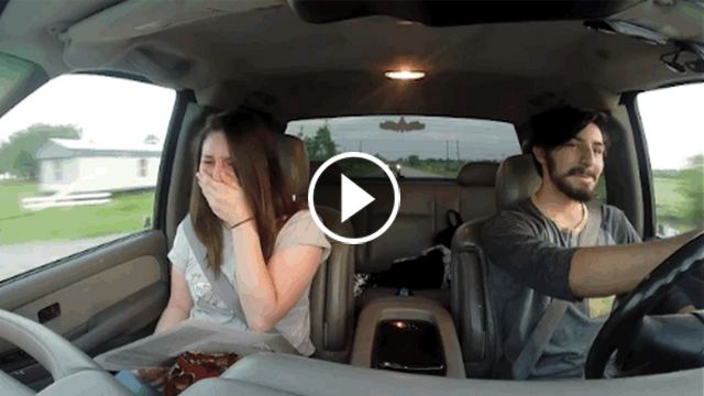 This Girl Totally Ruined Her Boyfriend's Prom Proposal Without Even Realizing It