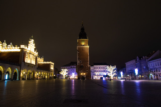 Torre del Municipio e Fondaco dei tessuti-Rynek Glowny-Cracovia