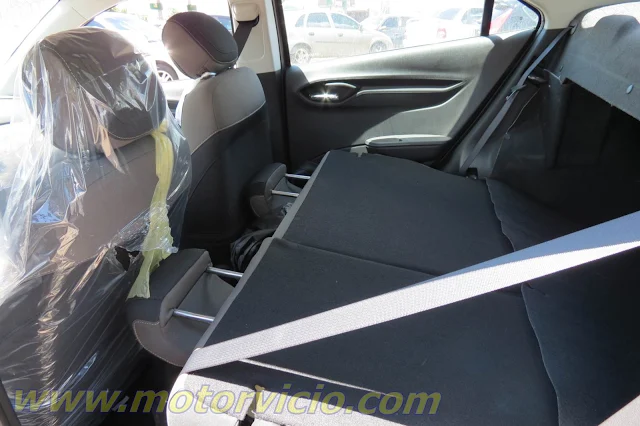 Novo Chevrolet Prisma 2014 (Onix Sedan) - Interior