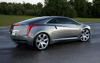 2014-Cadillac-ELR