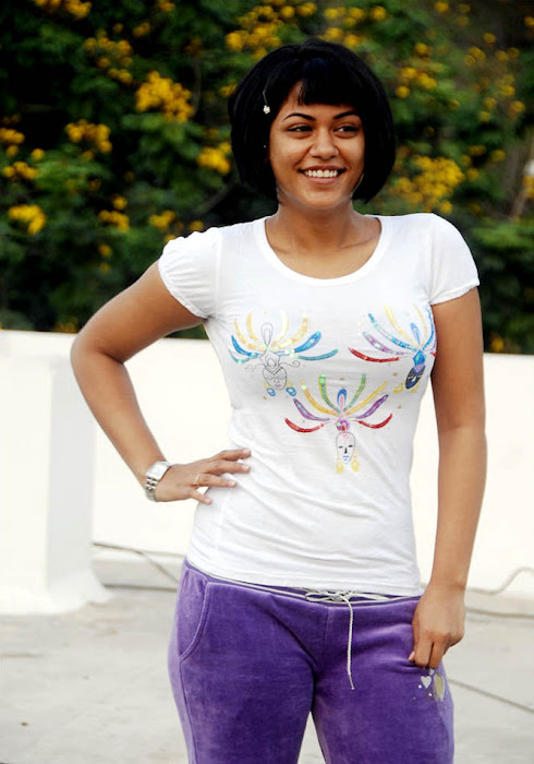 mumaith khan unseen pics