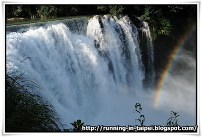 十分瀑布(Shifen Waterfall)